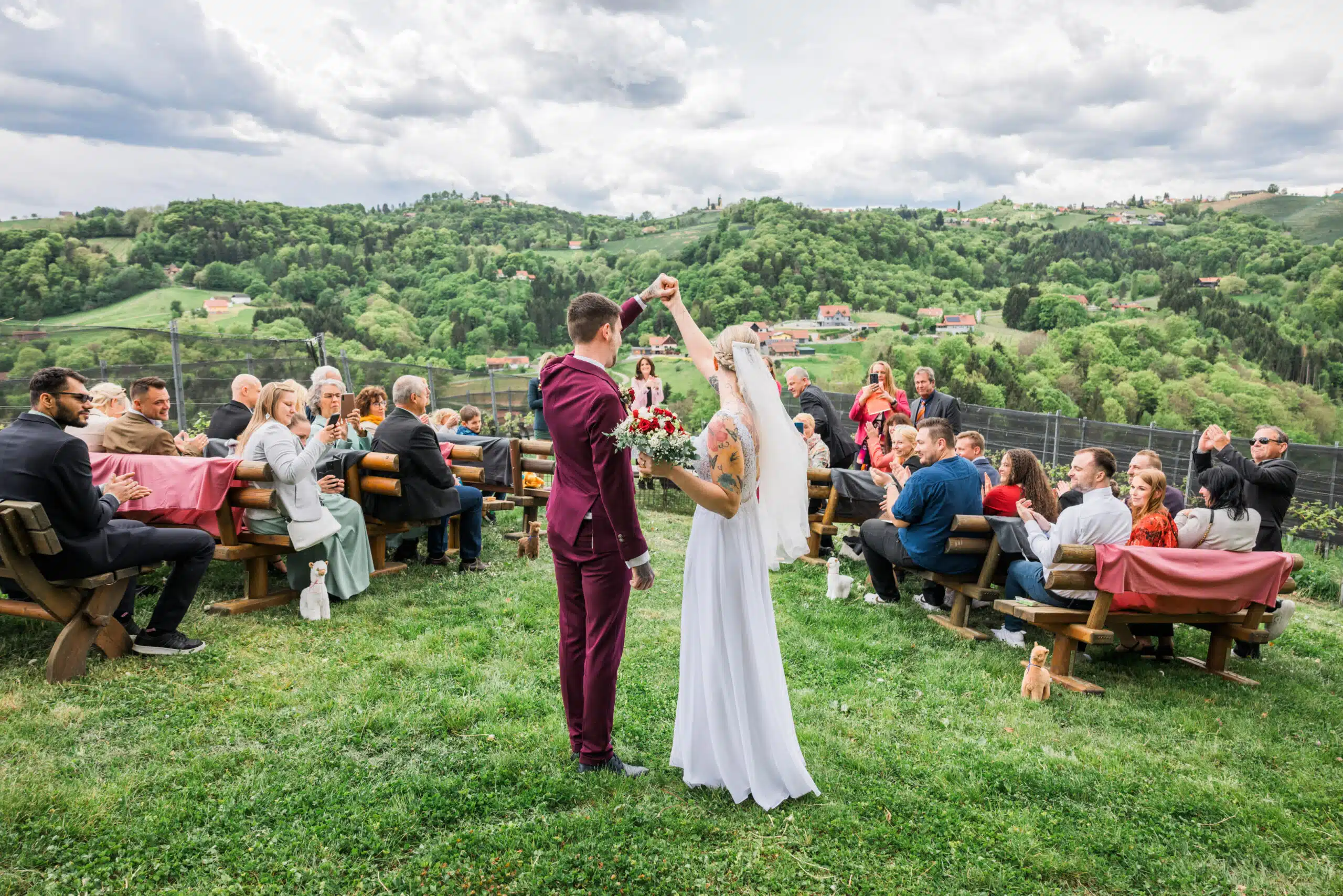 Nicole & Jürgen nach der Trauung.